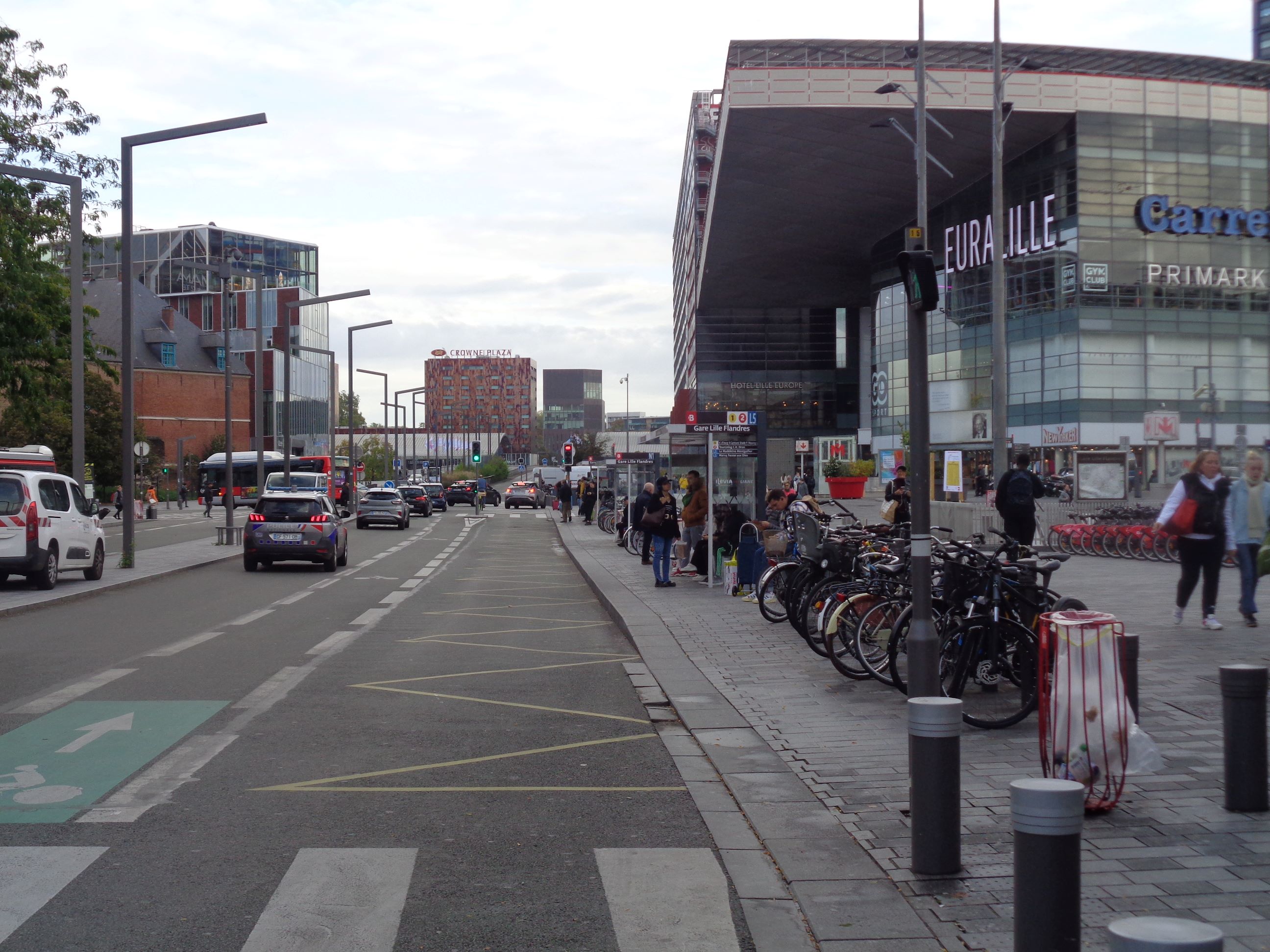 Lille Euralille bus depot et entr oct23