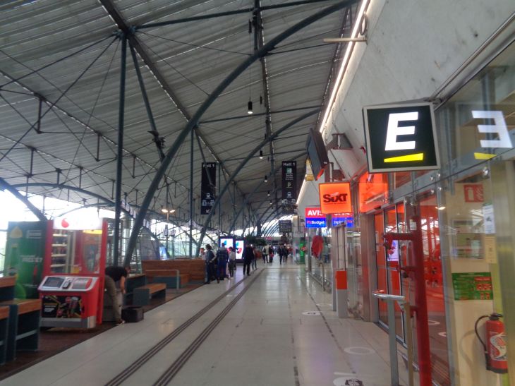 Lille gare lille europe inside quais oct23