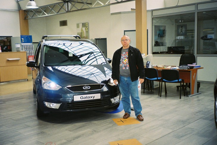 Meaux Ford dealer et PF first car in France Focus break 2011