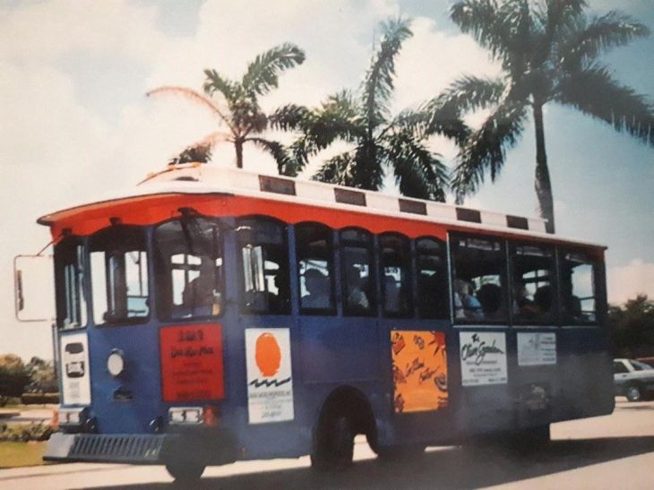 Naples Trolley o