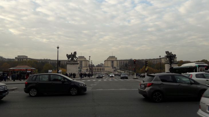 paris eiffel-tower-to-palais-chaillot-over-pont-diena-nov17