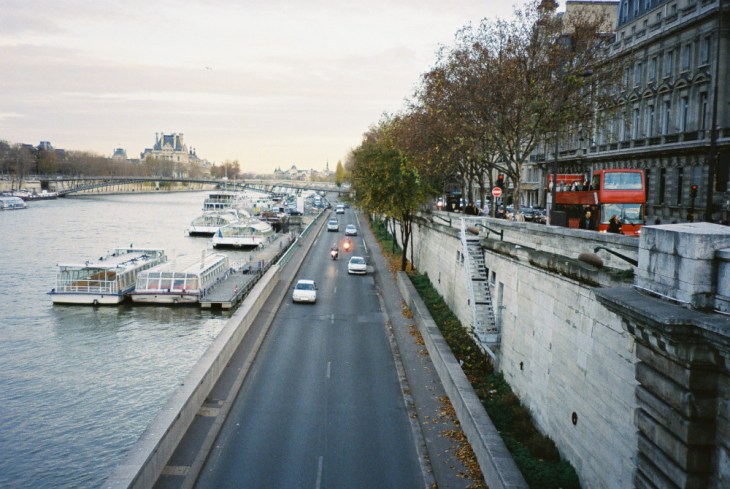 Paris pont de la concorde to port de la concorde apr12