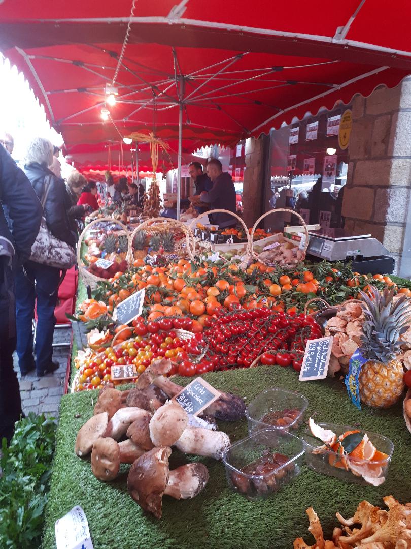 vannes market our fruit merchant oct18