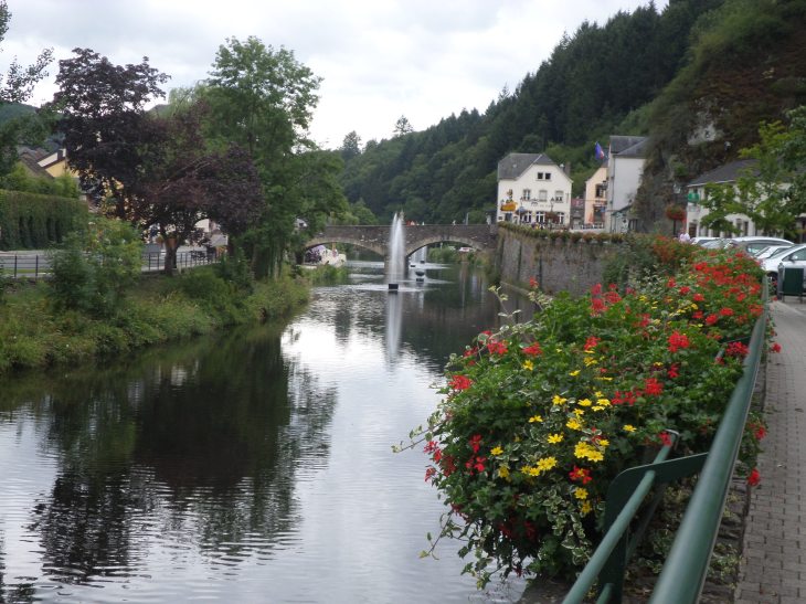 SAMSUNG CAMERA PICTURES