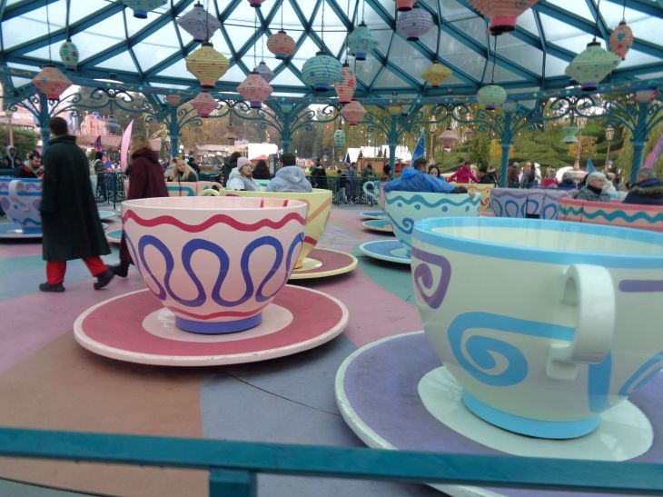 Disneyland Paris Fantasyland mad hatter's tea cups nov23
