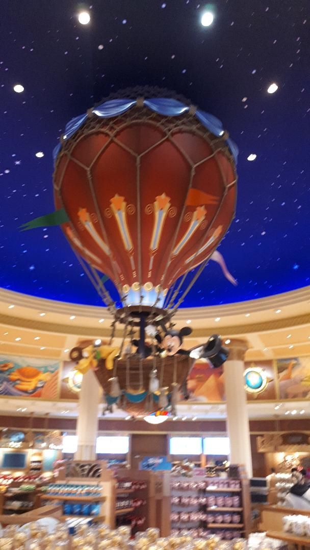 disneyland Paris world of disney store disney village nov23