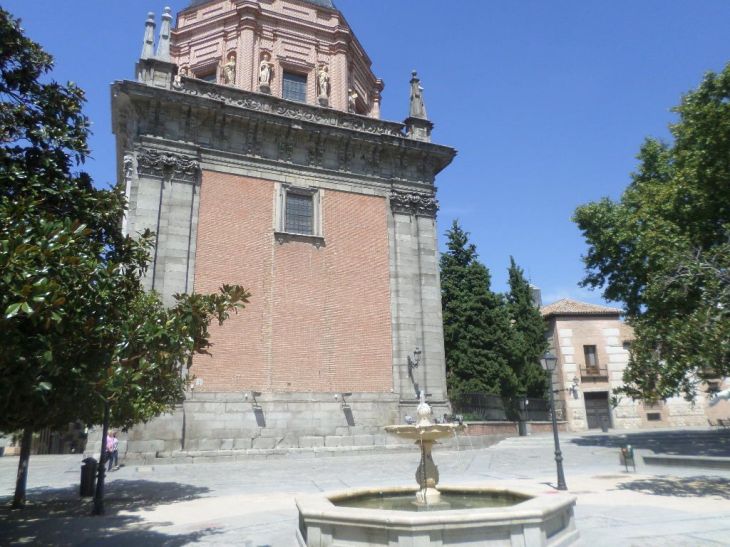 madrid plaza-de-los-carros-aug19