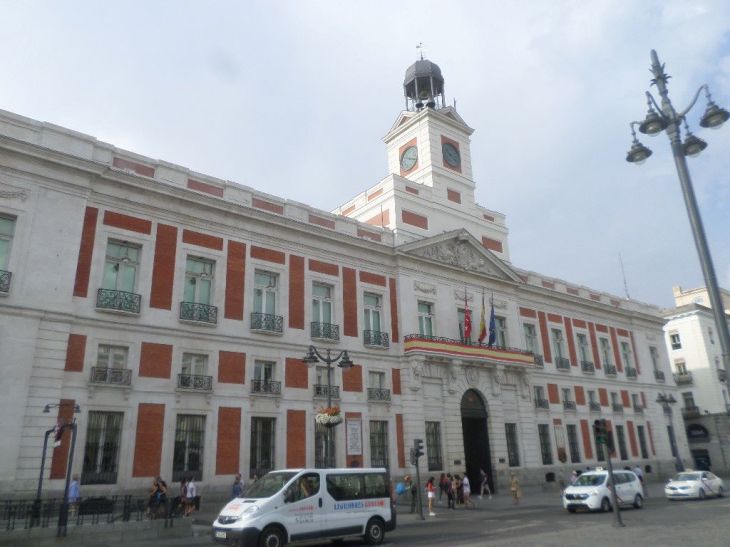 madrid puerta-del-sol-post-office-aug19