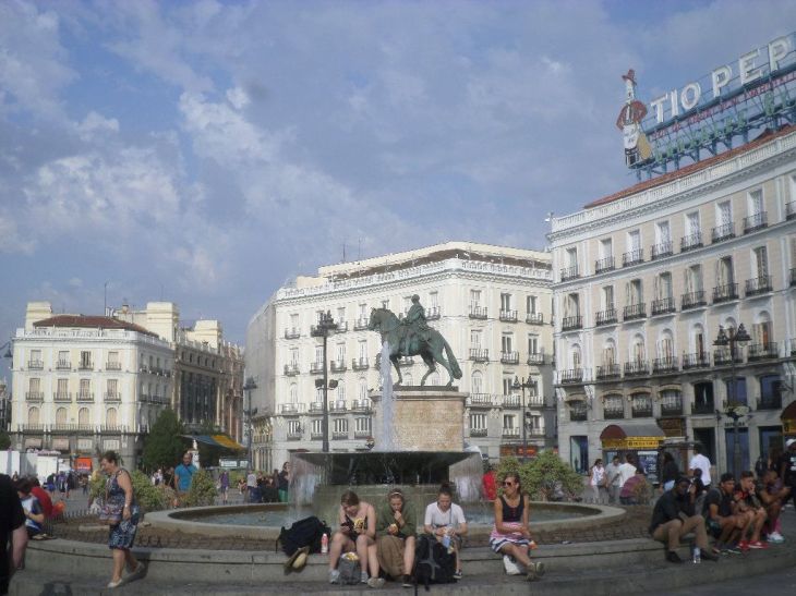 madrid puerta-del-sol-statue-on-horse-of-carlos-iii-aug19