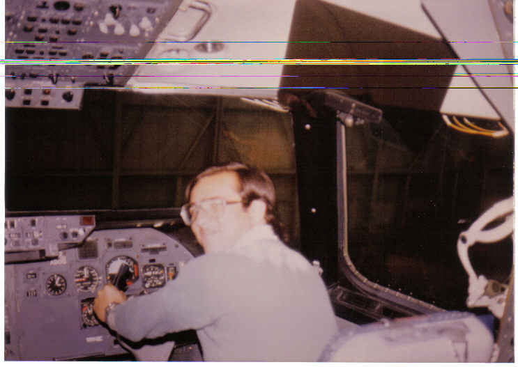 atlanta-apt-pedro-at-control-delta-l1011-plane-atlanta-airport-1980-erau