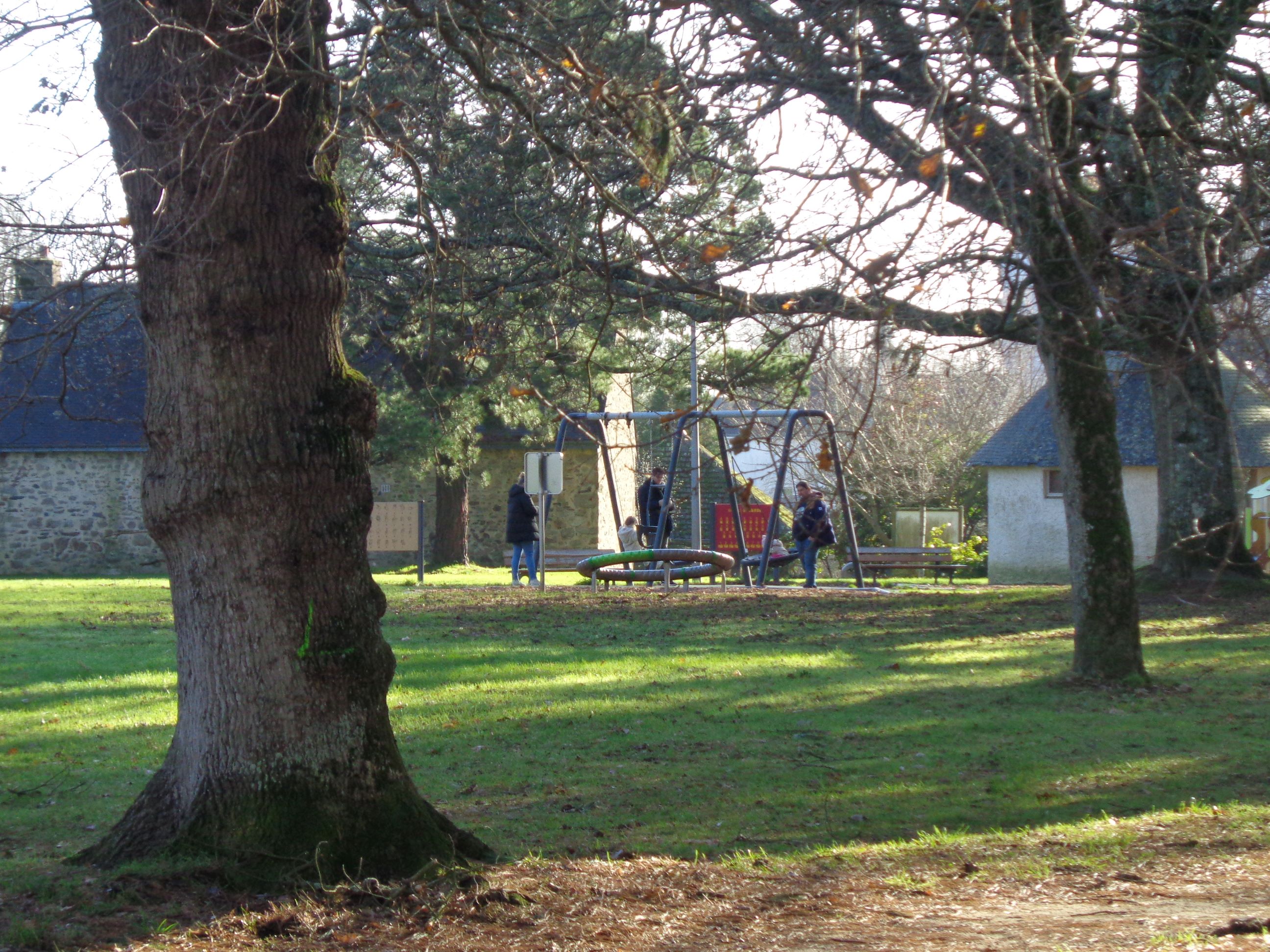 Lanester parc du plessis dove old castle dec23