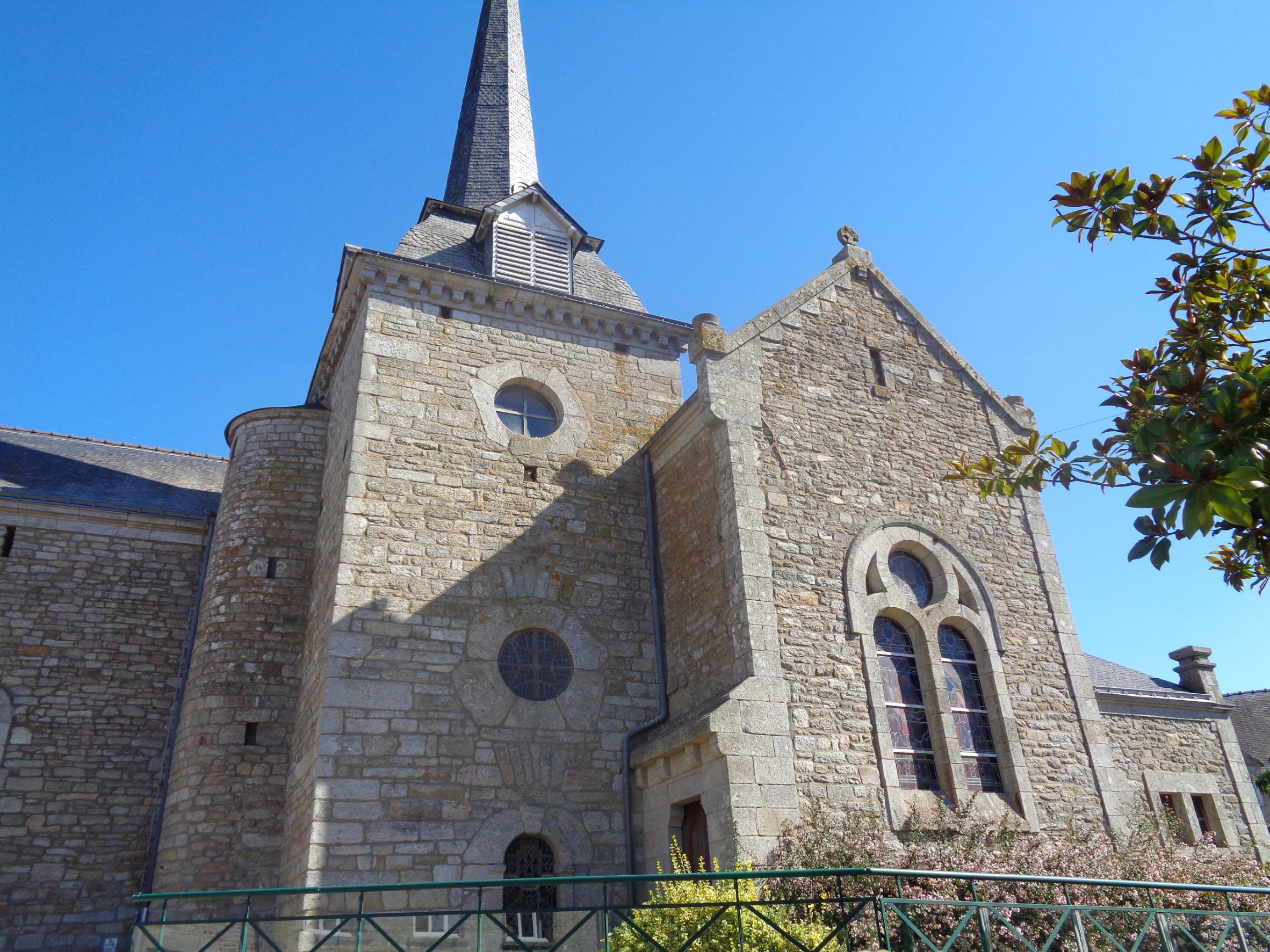 Treffléan ch Saint Léon side aug22