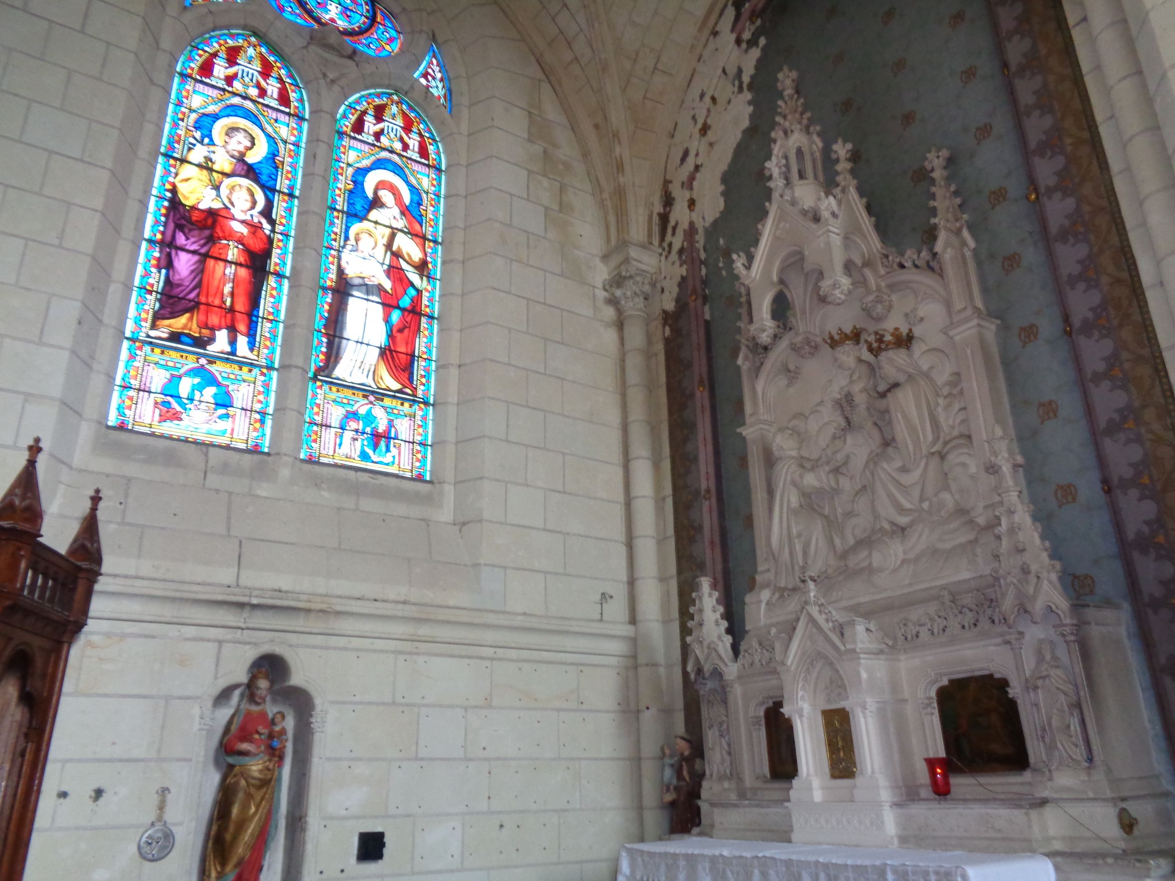 Usse ch ND de la trinité chapel family feb22