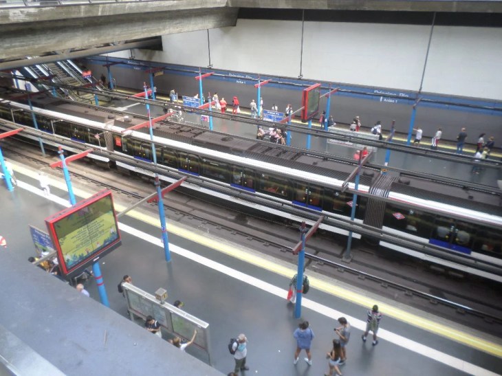 madrid-principe-pio-cercanias-train-station-aug19