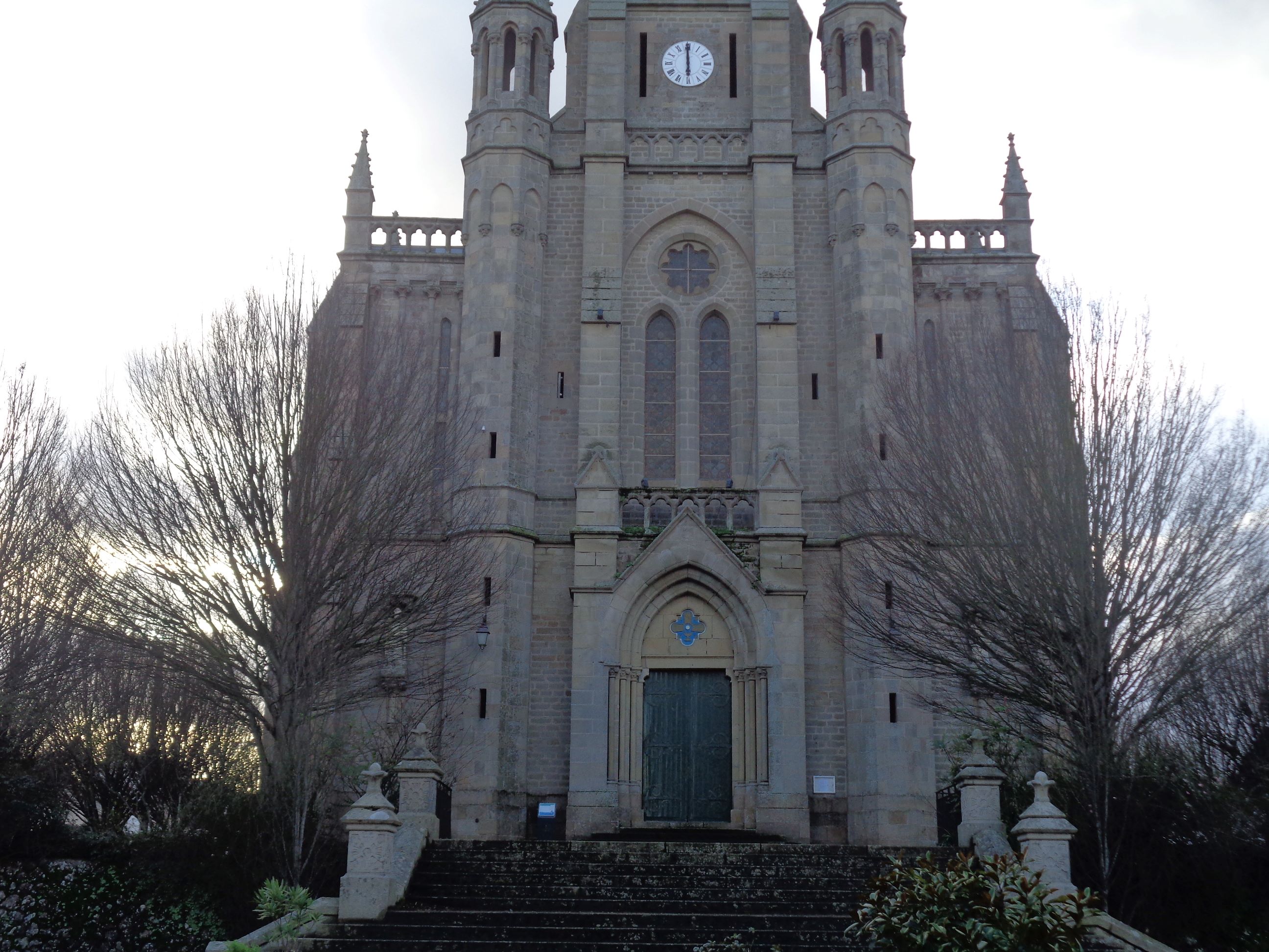 Paimpol ch Notre Dame de Bonne Nouvelle front jan24