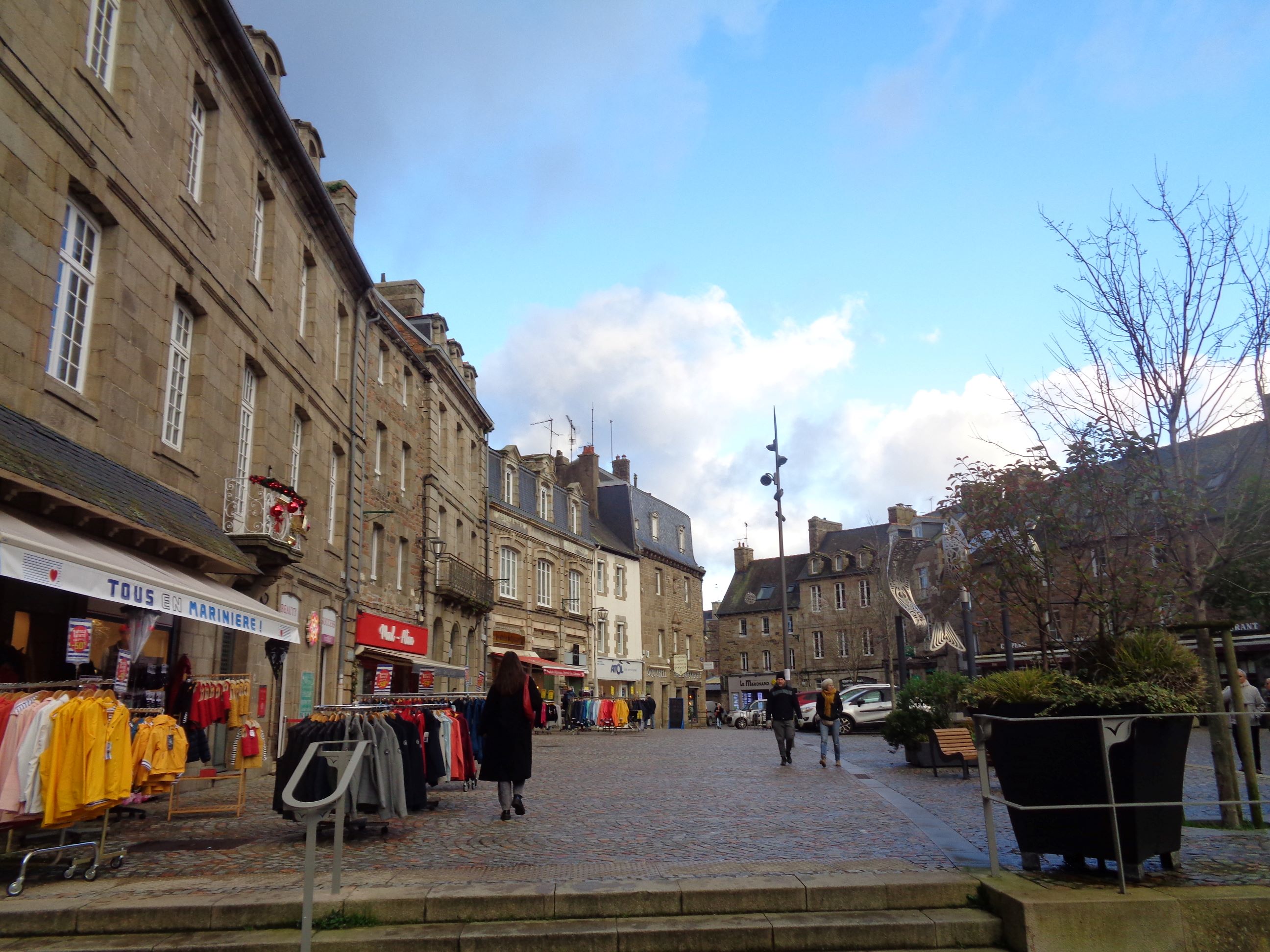 Paimpol Place du Martray jan24