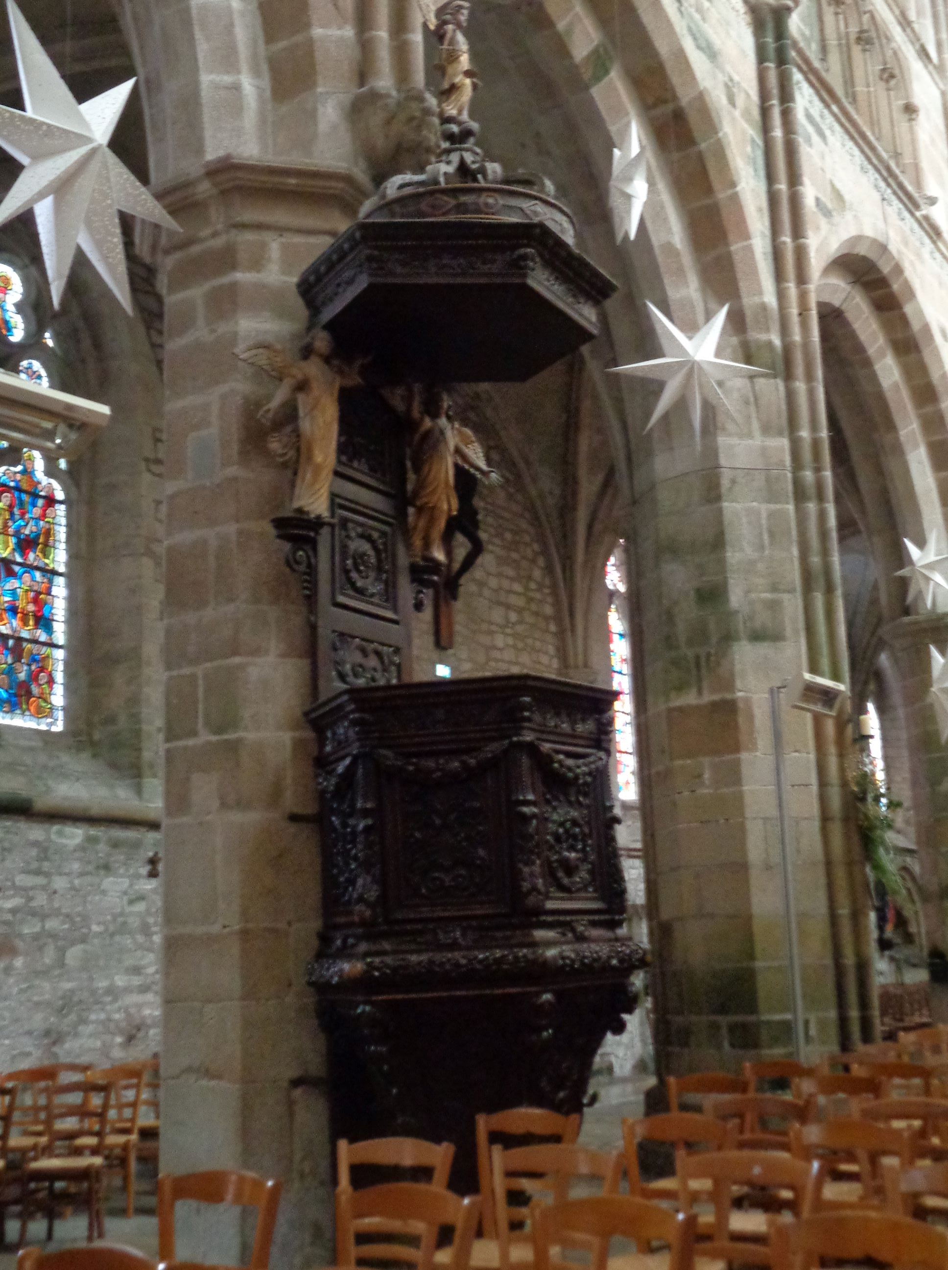 Treguier Cat Saint Tugdual pulpit jan24