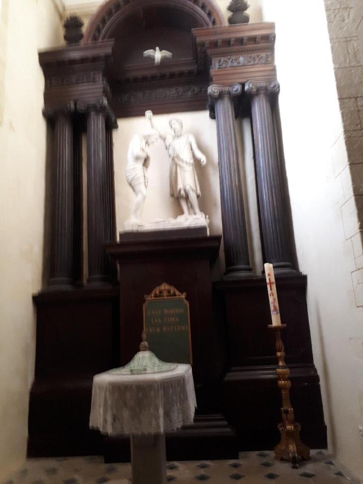 Vannes ch Saint Patern chapel baptismal font jan24