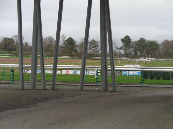 Yffiniac Hippodrome de la Baie course jan24
