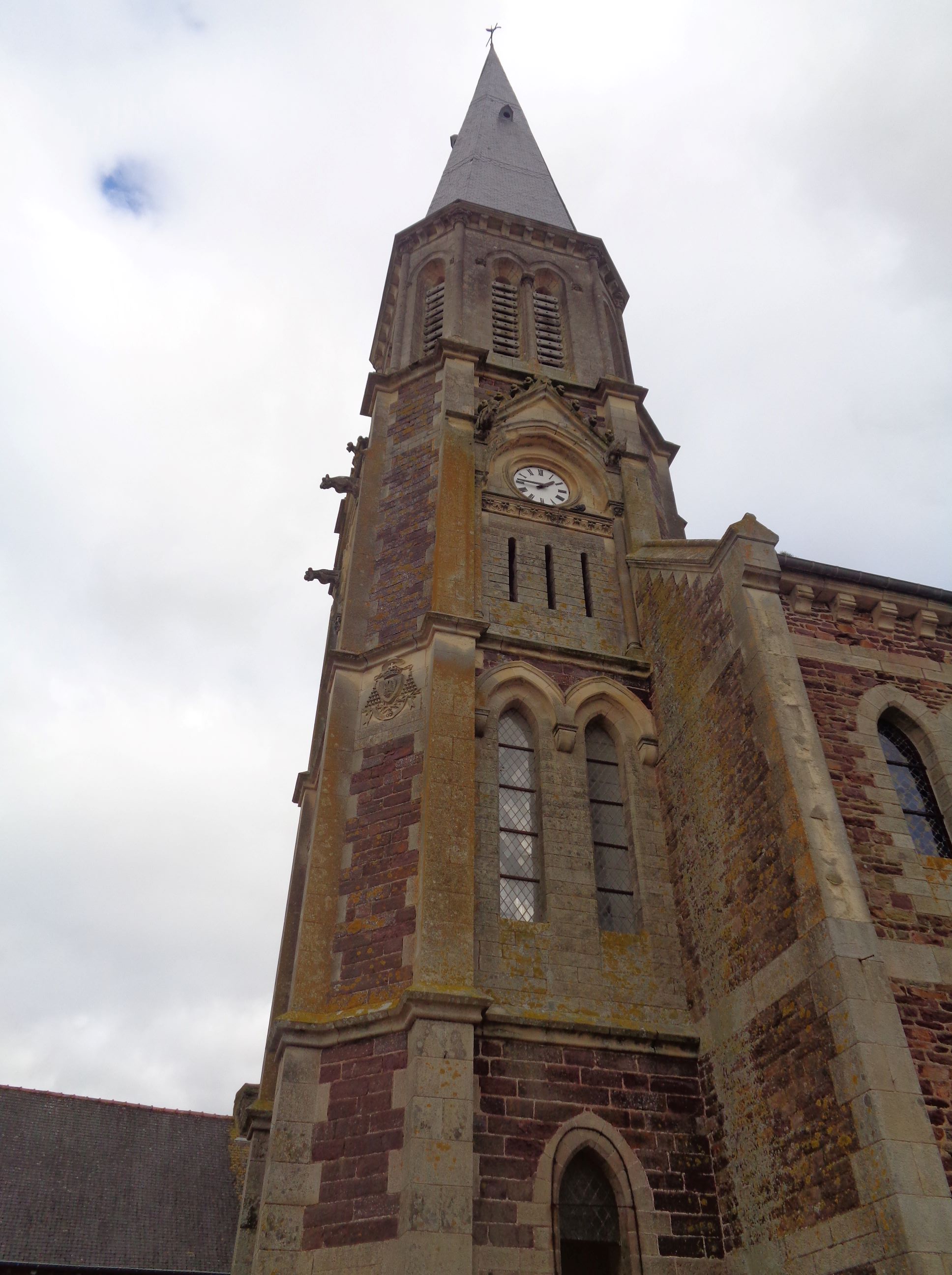 Gaël ch Saint Pierre back side right belltower feb24