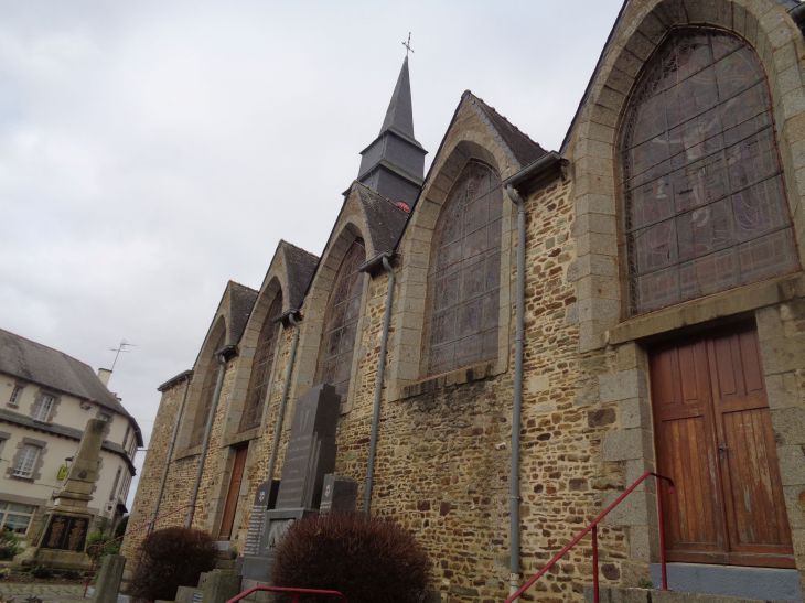 Guilliers ch Saint Pierre et Saint Paul side left feb24