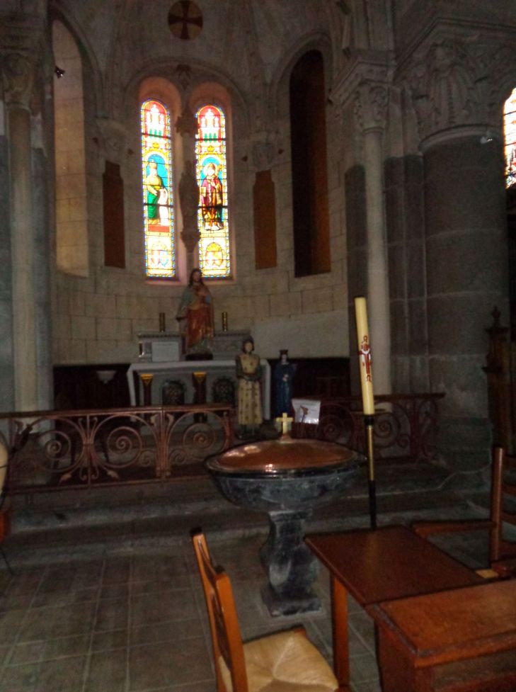Janzé ch Sacre Coeur or St Martin chapel baptismal font Christ feb24