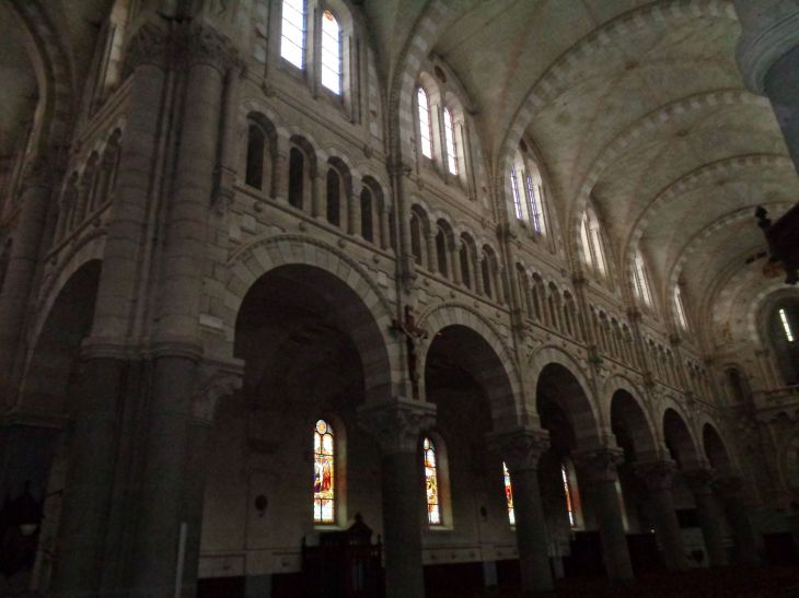 Janzé ch Sacre Coeur or St Martin wall right stained windows feb24