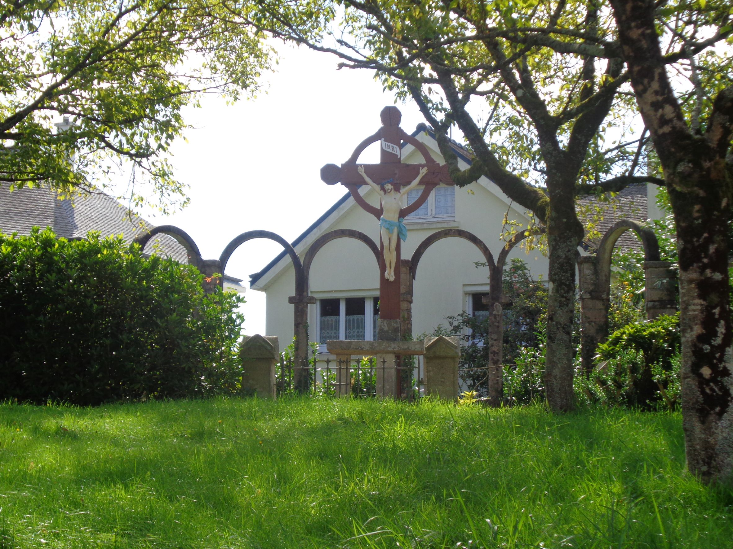 Kernascleden calvary of Christ near ch ND sep22