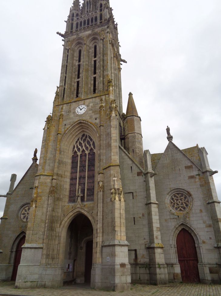 La Guerche de Bretagne Bas ch Notre Dame front belltower feb24