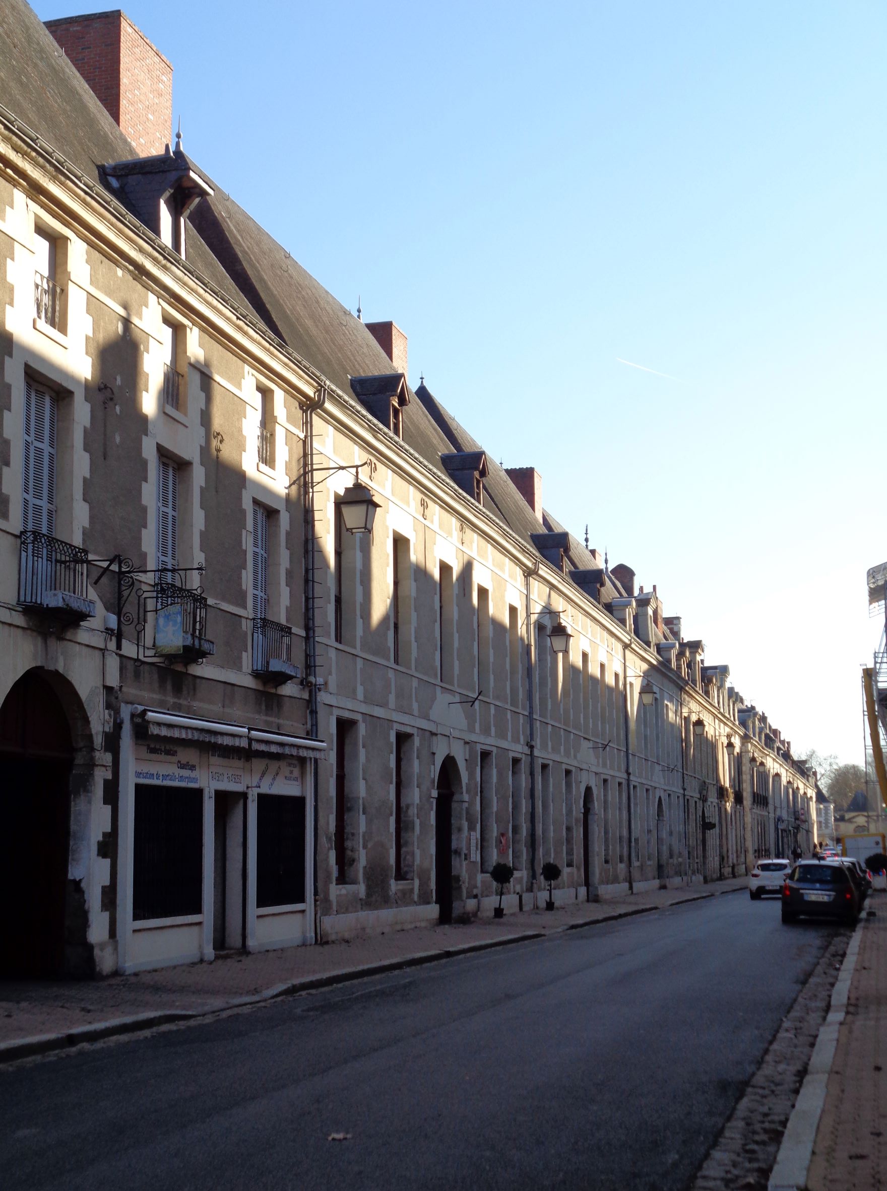 Curiosities of Richelieu, part II !!! – Paris1972-Versailles2003