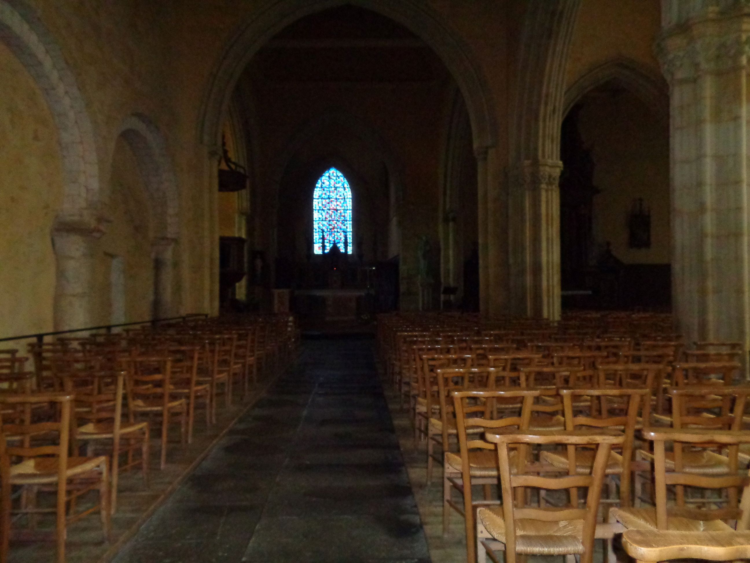 Saint Meen le Grand Abbey Saint Meen nave to altar feb24