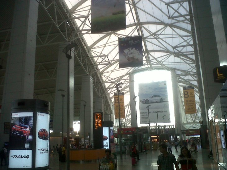 china-guangzhou-hall-b-lobby-oct13