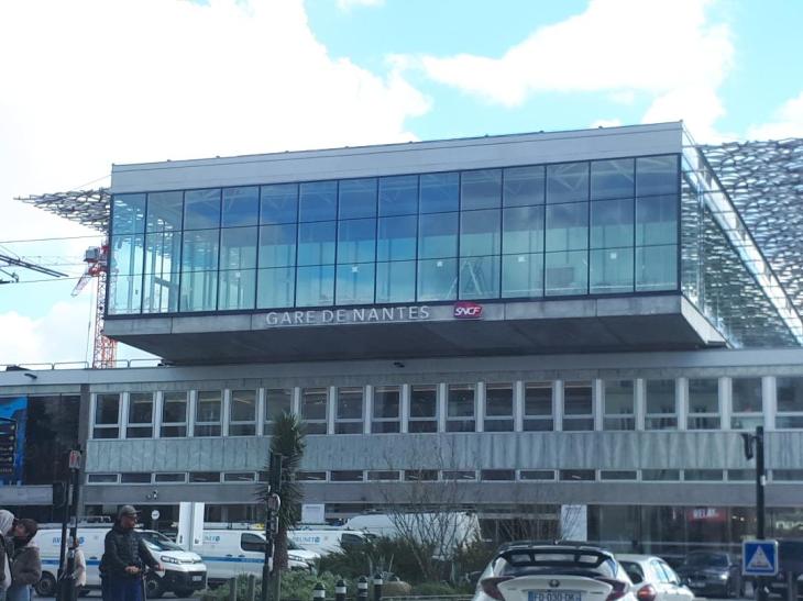 Nantes gare de Nantes front mar24