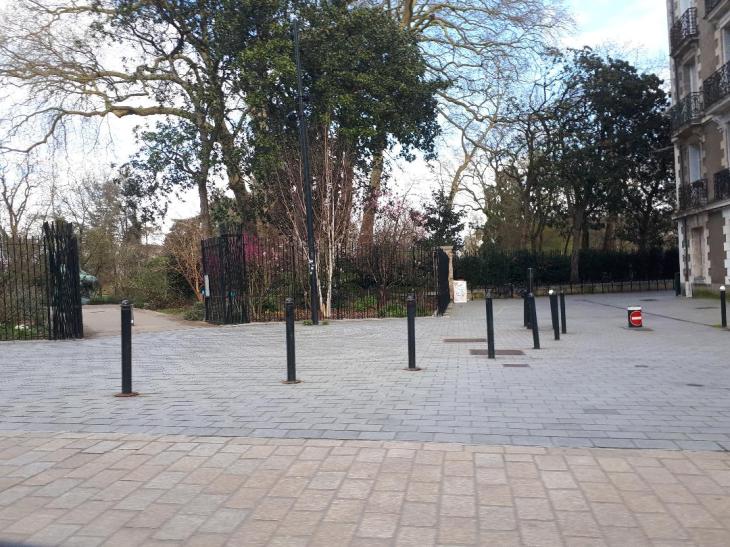 Nantes Jardin des Plantes back entr 1 mar24