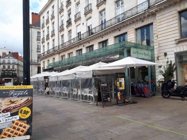Nantes La Taverne Royale pl Royale mar24