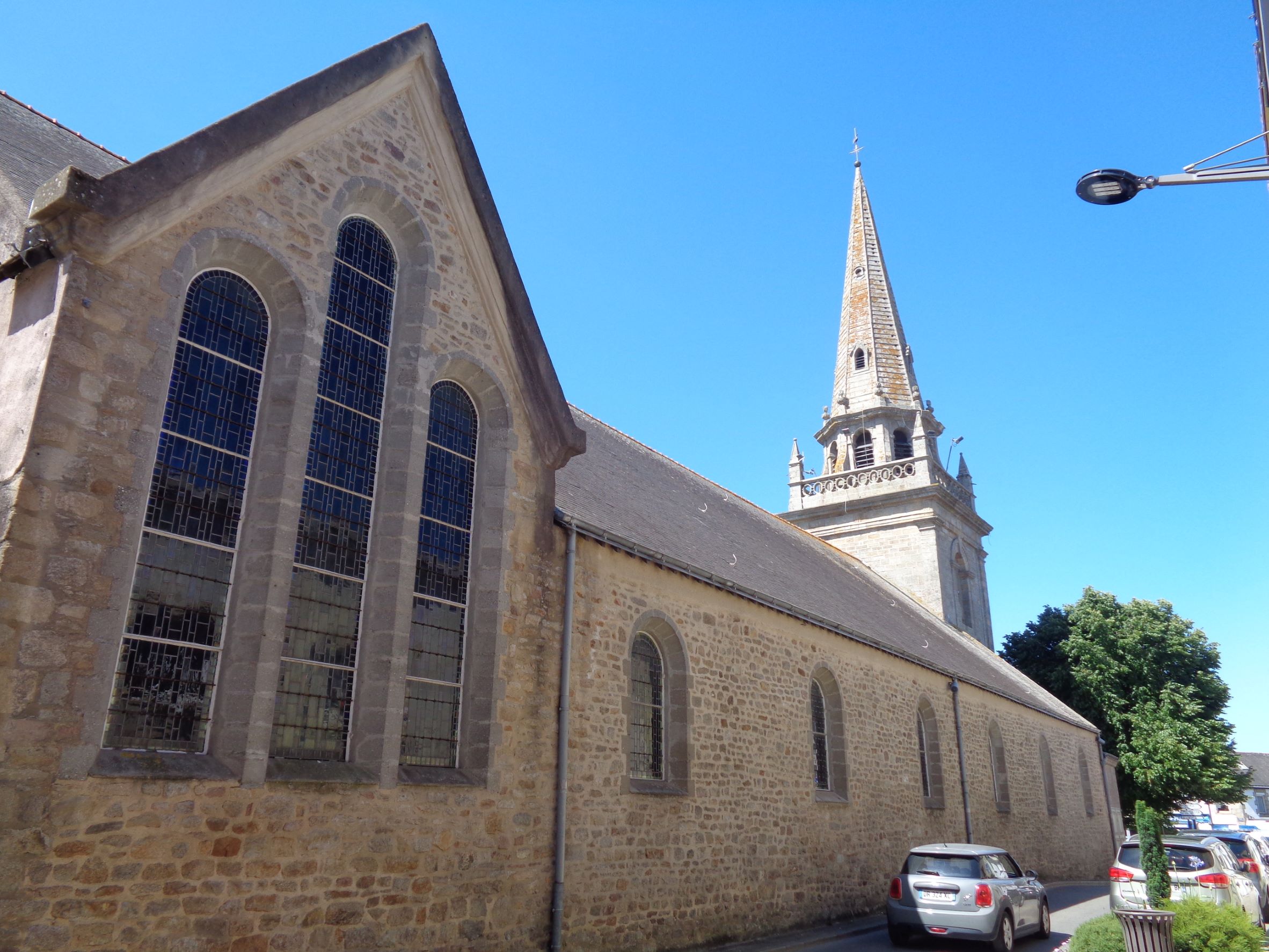 Ploemeur ch St Pierre side back belltower jun22