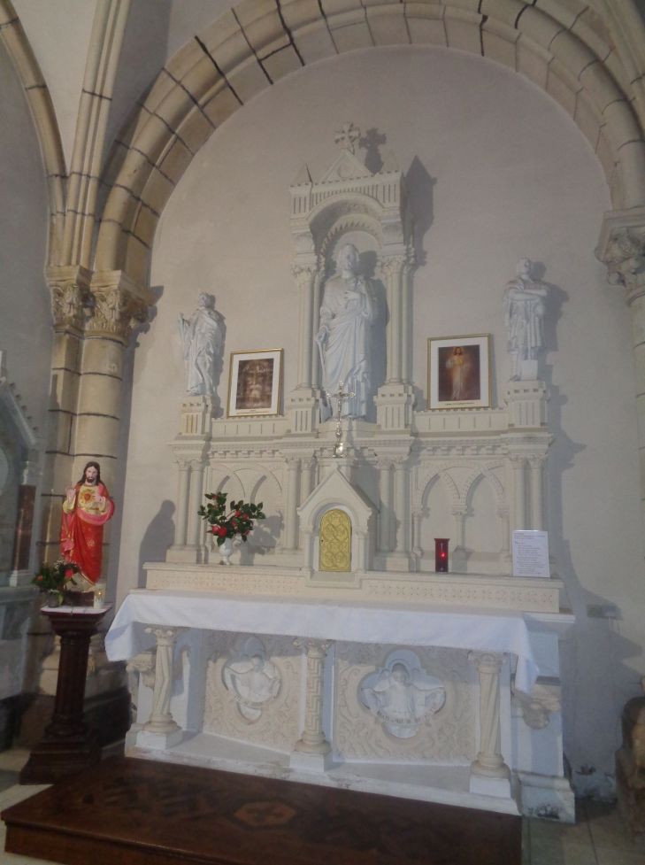 Pornic ch Saint Gilles chapel sacre coeur mar24