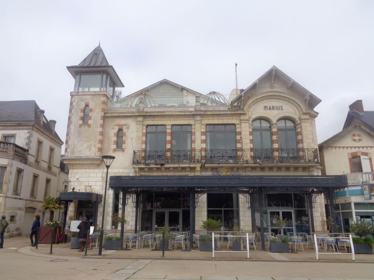 Pornic Marius restaurant architecture mar24