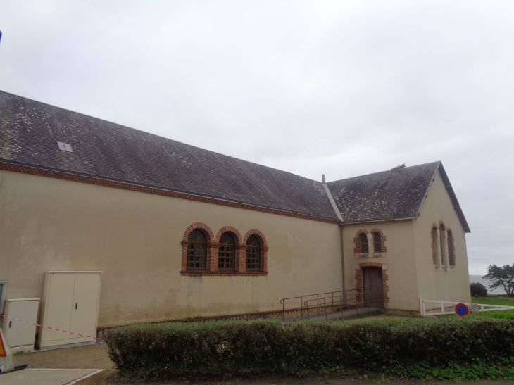 Prefailles chapelle Saint Gildas back outside mar24