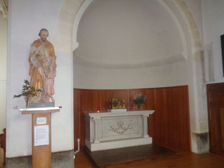 Prefailles chapelle Saint Gildas chapel sainte anne mar24