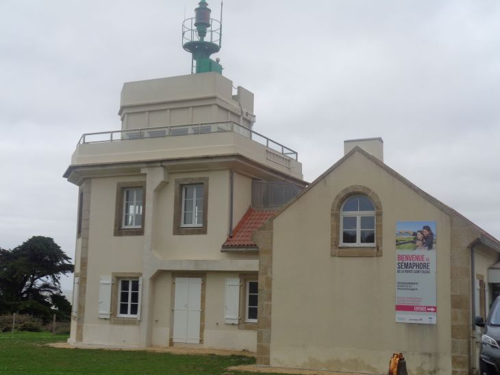 Prefailles Pointe Saint Gildas lighthouse et museum tower mar24