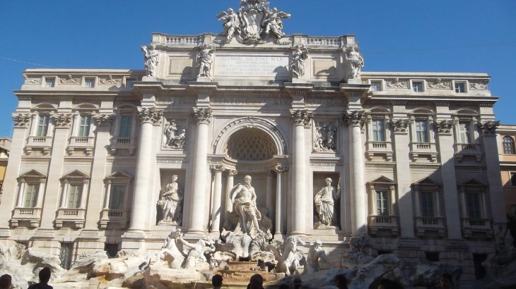 roma-fountain-di-trevi-far-aug13