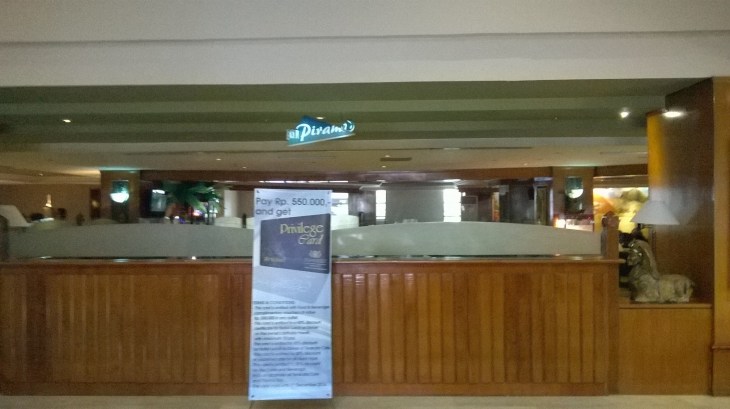 surabaya somerset pyramid bar entrance jan16