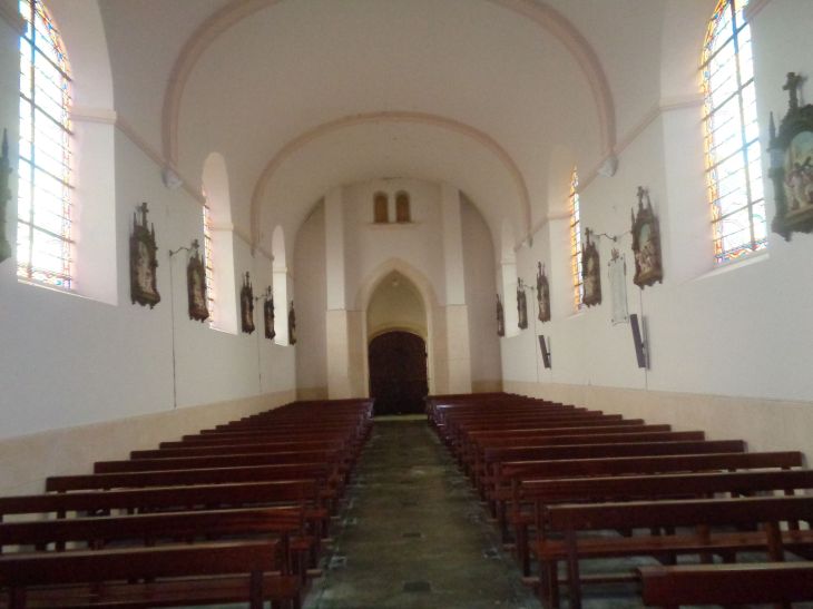 Villeneuve en Retz ch Notre Dame back inside Fresnay en retz mar24