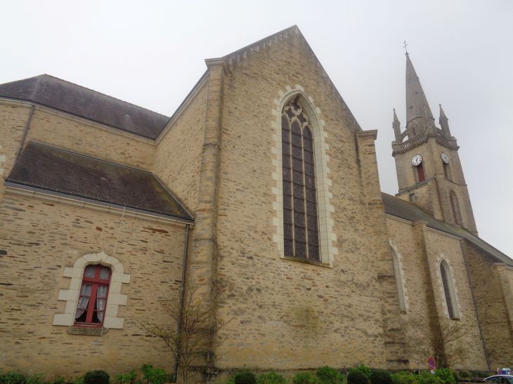 La Chapelle Caro Val d oust ch Notre Dame side belltower apr24