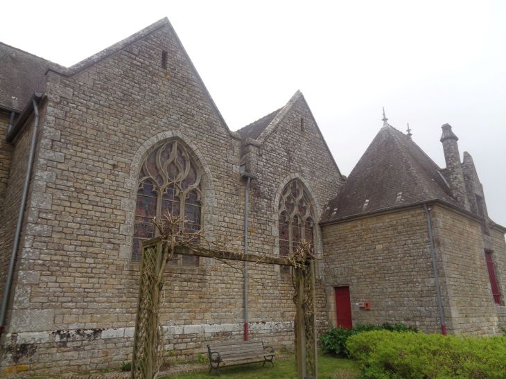 Le Roc Saint Andre ch St Andre side right apr24