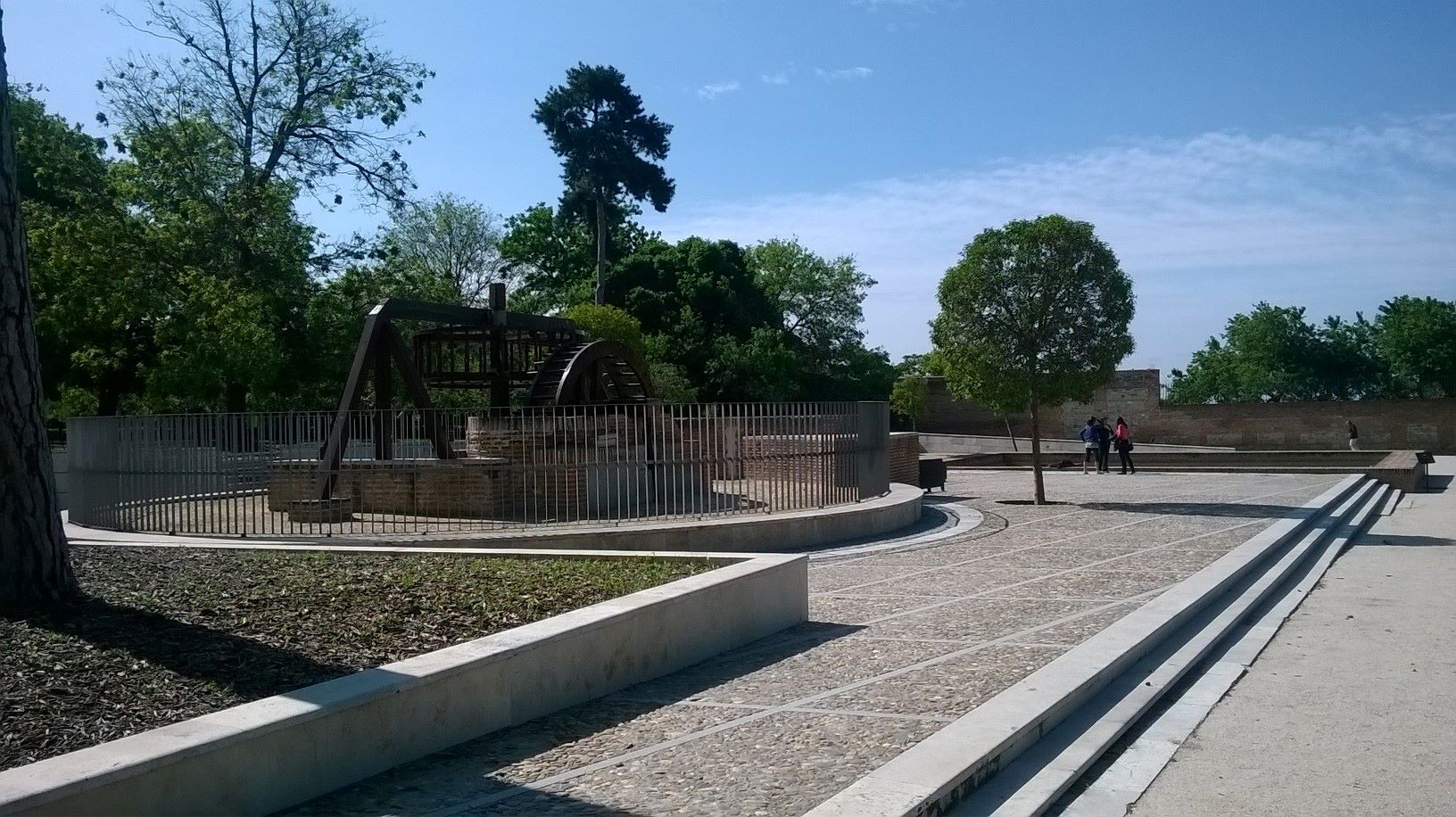 mad-retiro-park-fab-porcelana-and-huerta-del-frances-may16