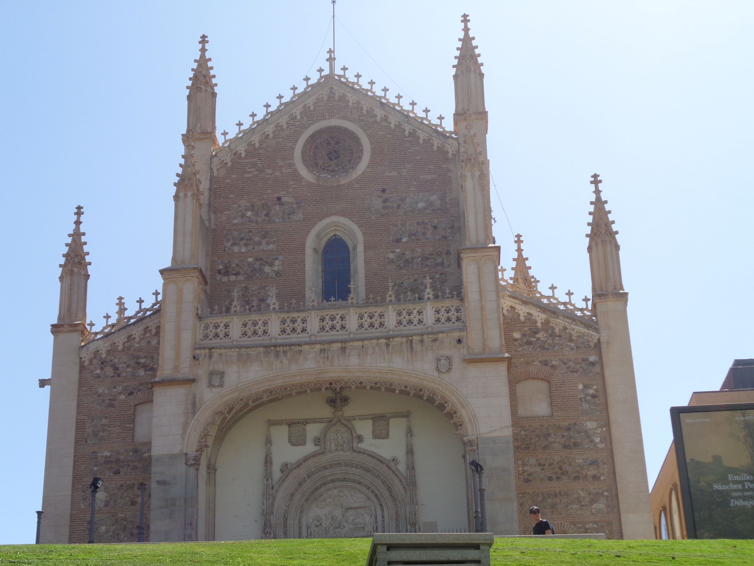 madrid-ch-de-los-jeronimos-front-by-prado-jul23