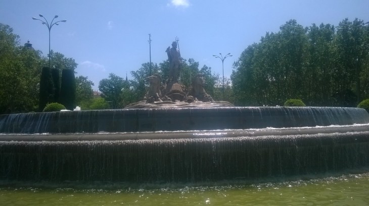 madrid fuente de neptuno Fuente de Neptuno Plaza Canovas del Castillo may16