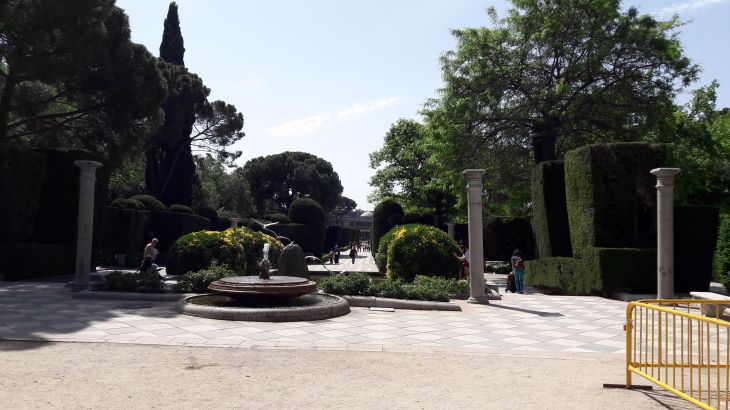 madrid retiro park jardines cecilio rodriguez inside apr17